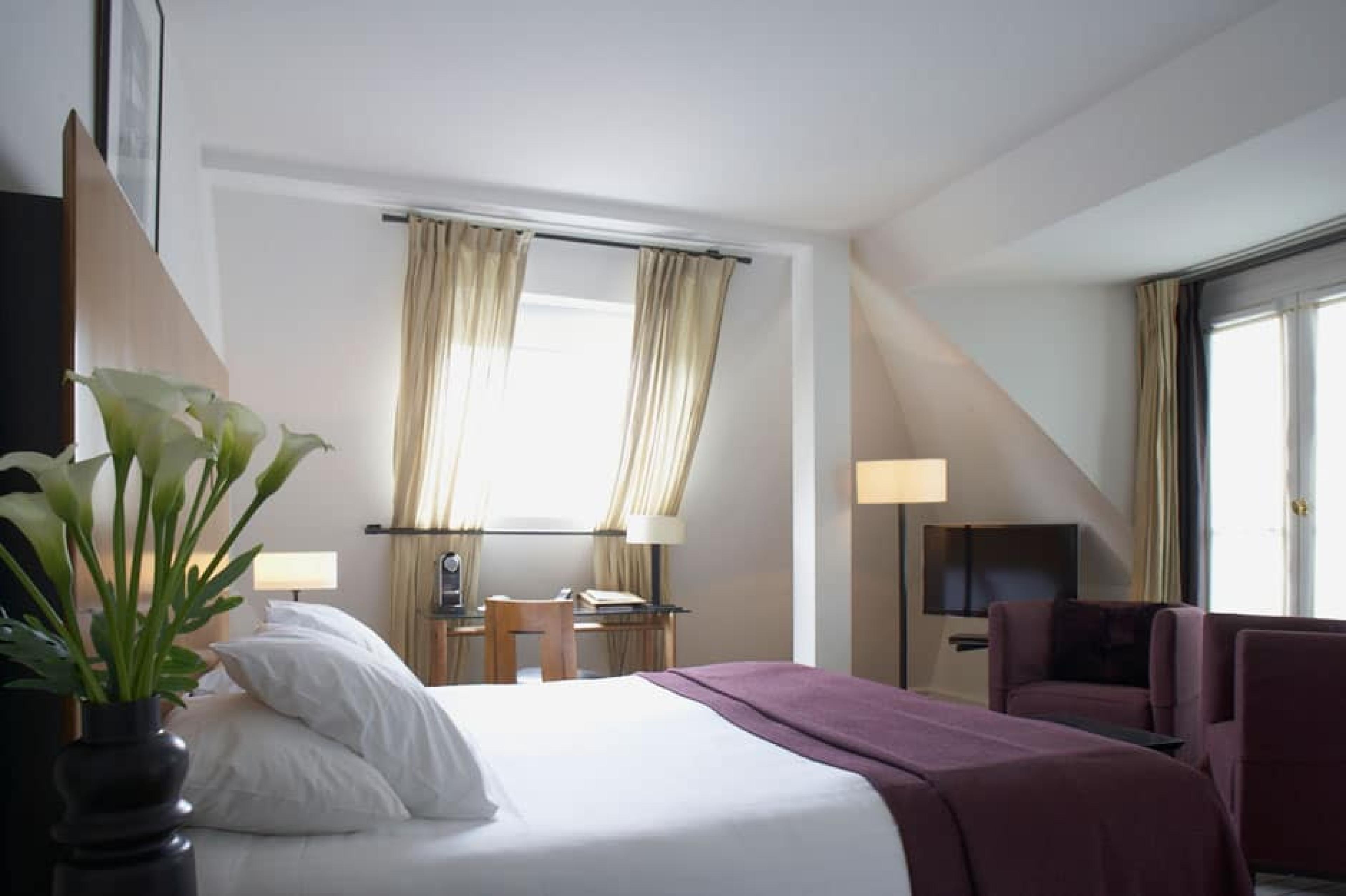 Suite at  Hôtel Montalembert, Paris, France - Antoine Schramm